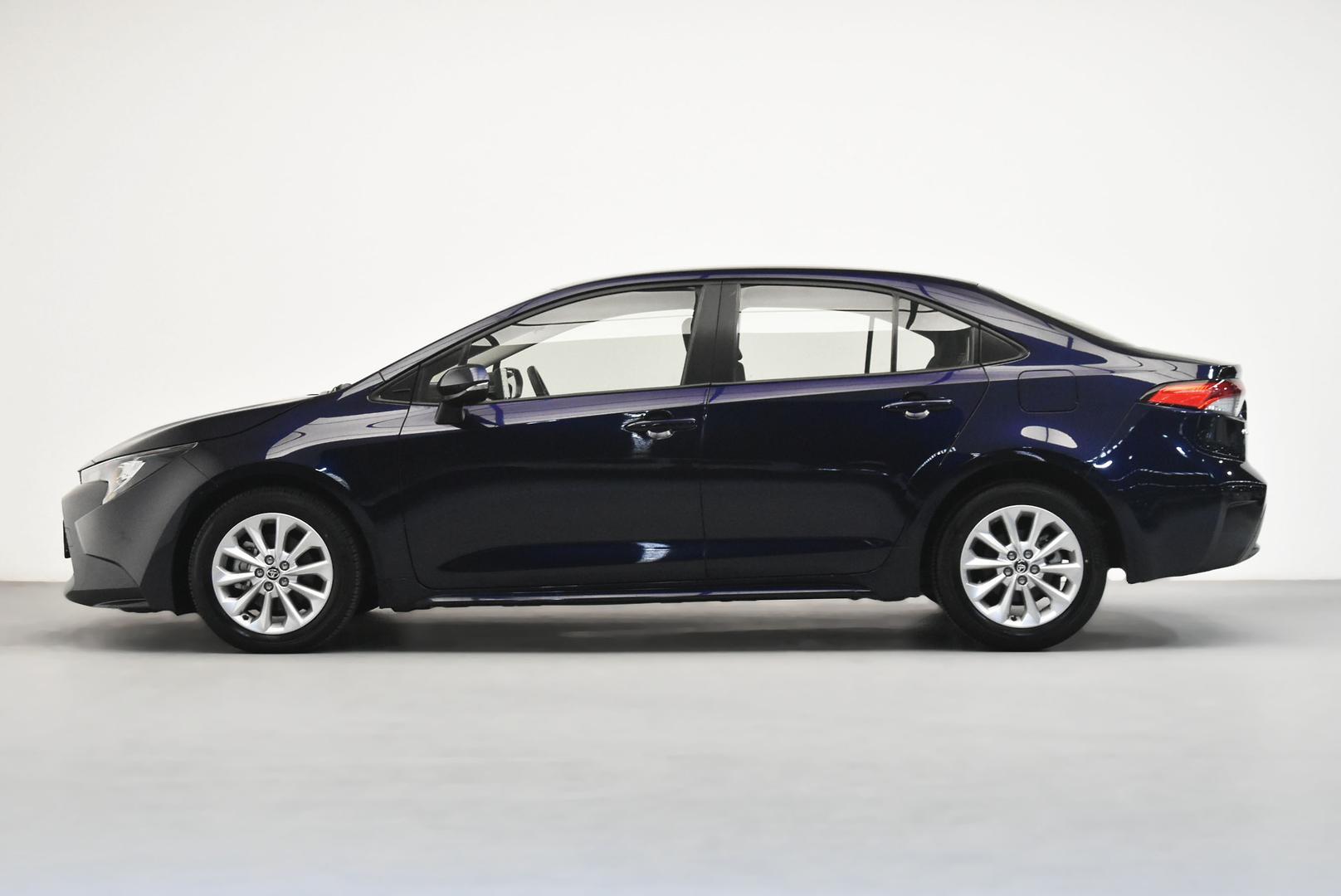 2021 Toyota Corolla Ascent Sport in Blue