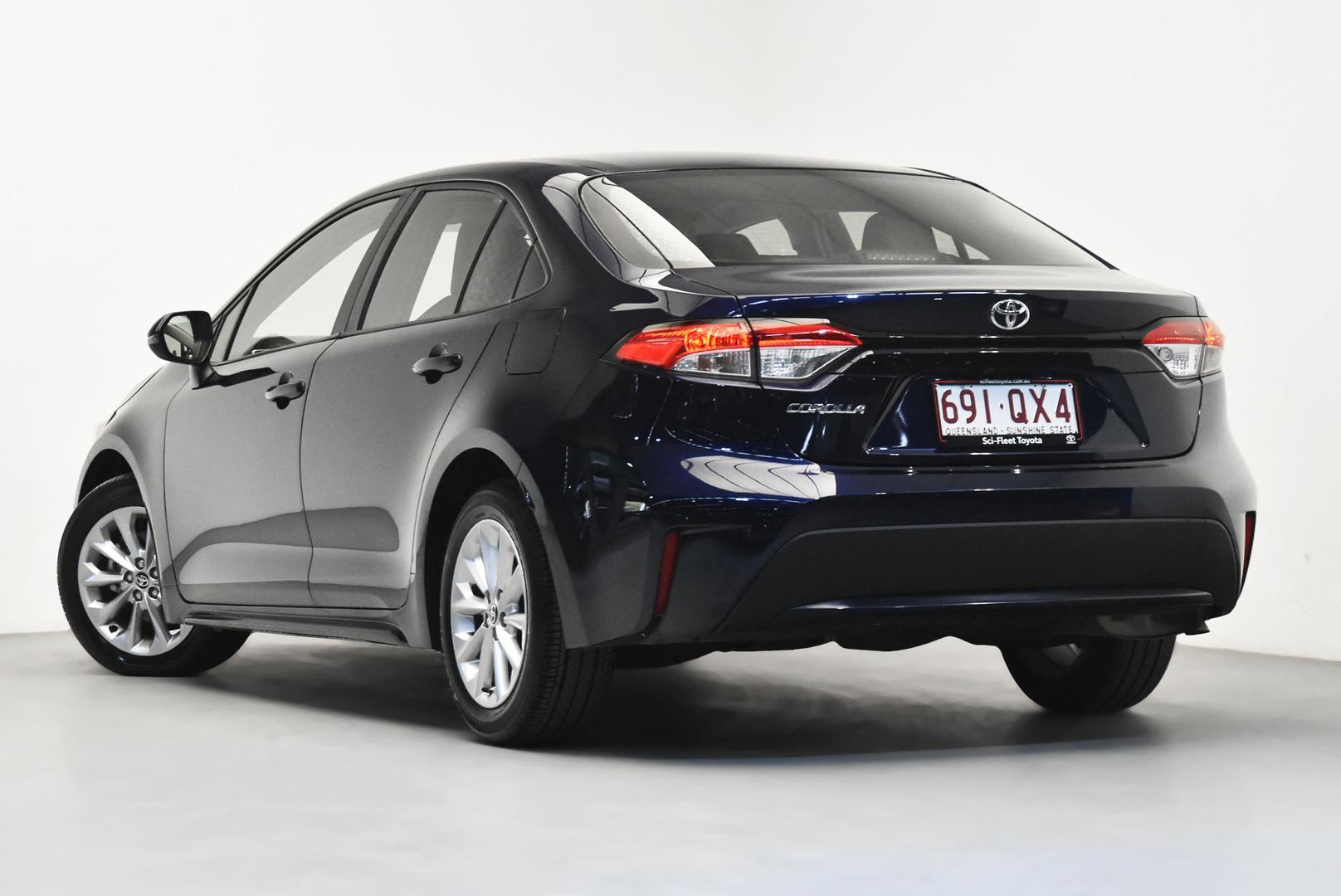 2021 Toyota Corolla Ascent Sport in Blue