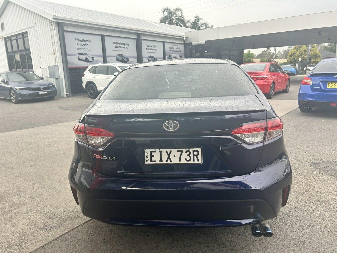 2020 Toyota Corolla Ascent Sport in Blue