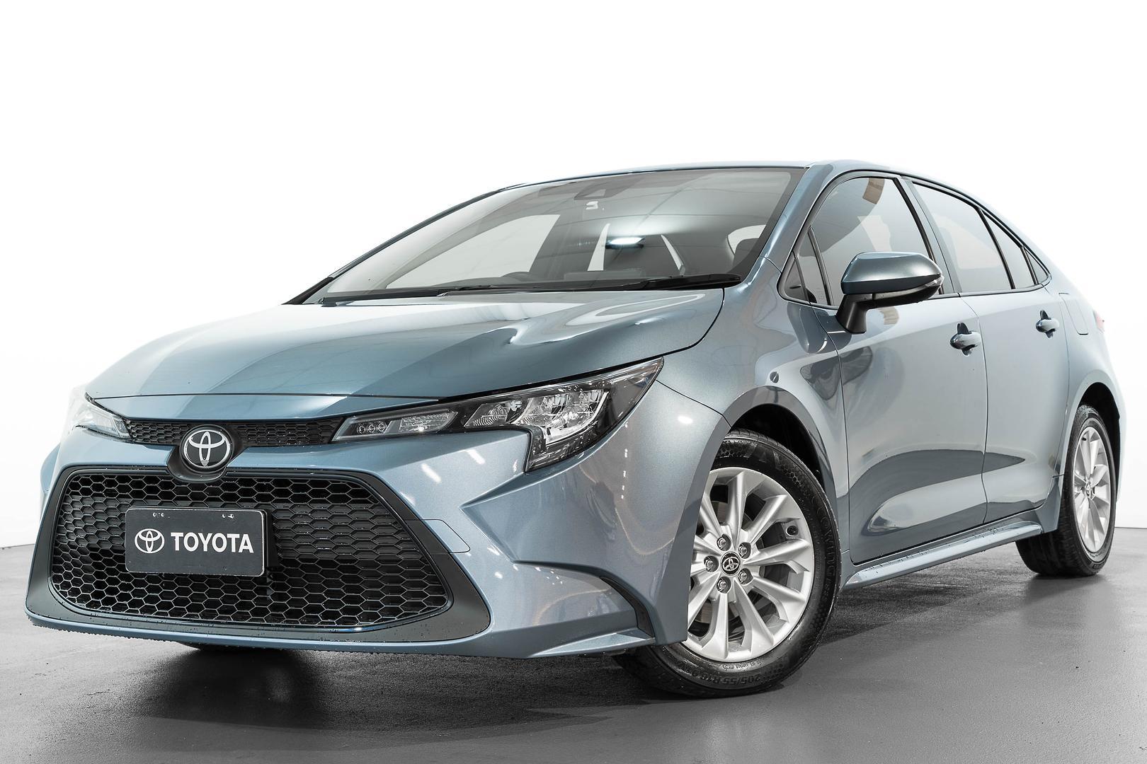 2022 Toyota Corolla Ascent Sport in Grey