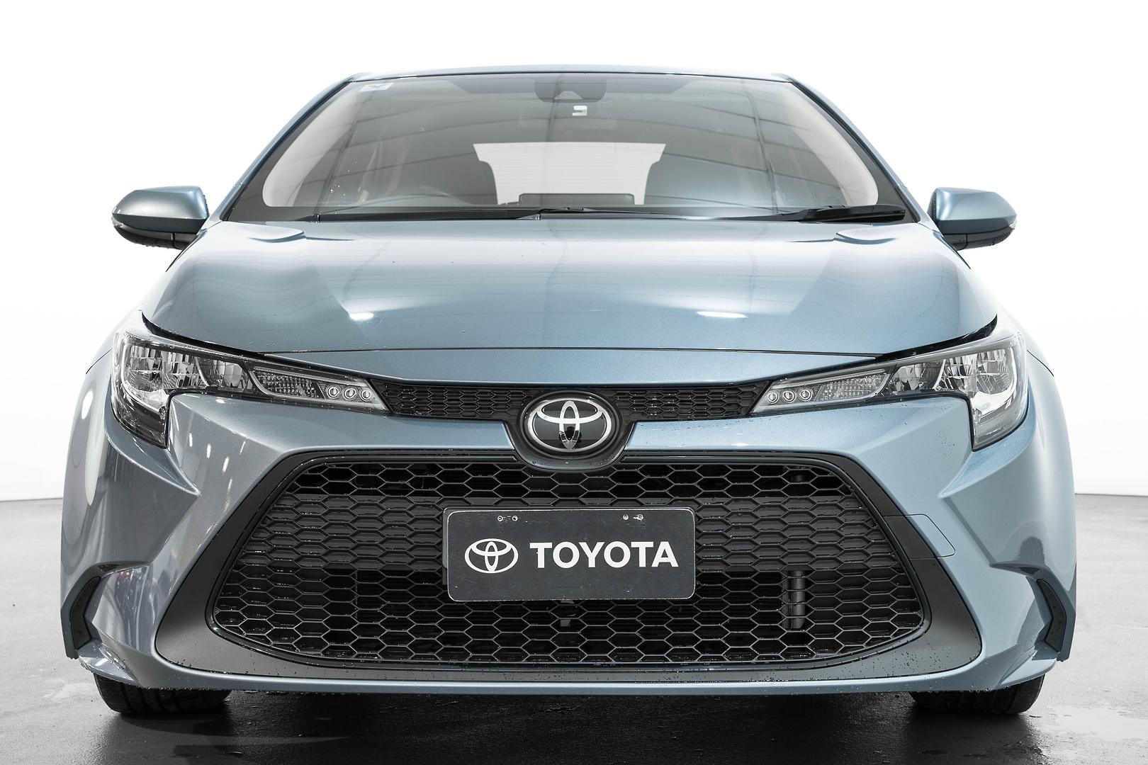 2022 Toyota Corolla Ascent Sport in Grey