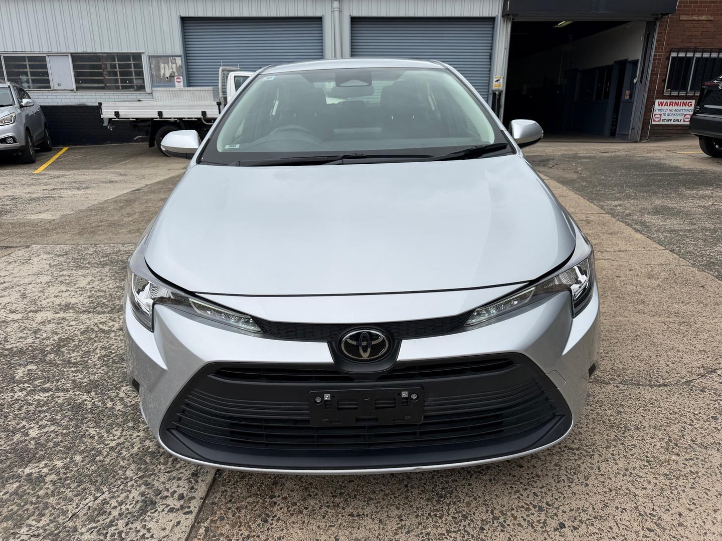 2024 Toyota Corolla Ascent Sport in Silver