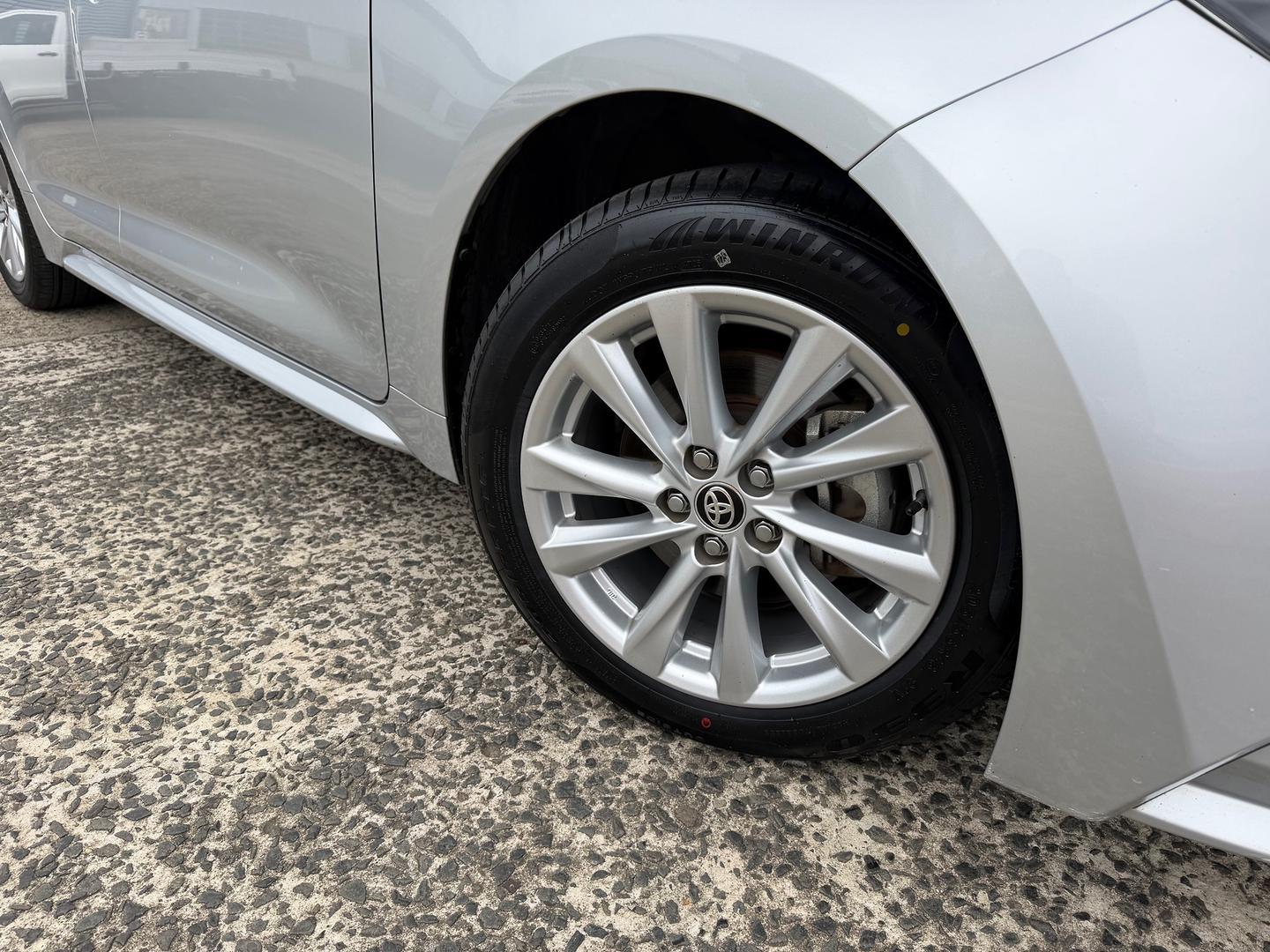 2024 Toyota Corolla Ascent Sport in Silver