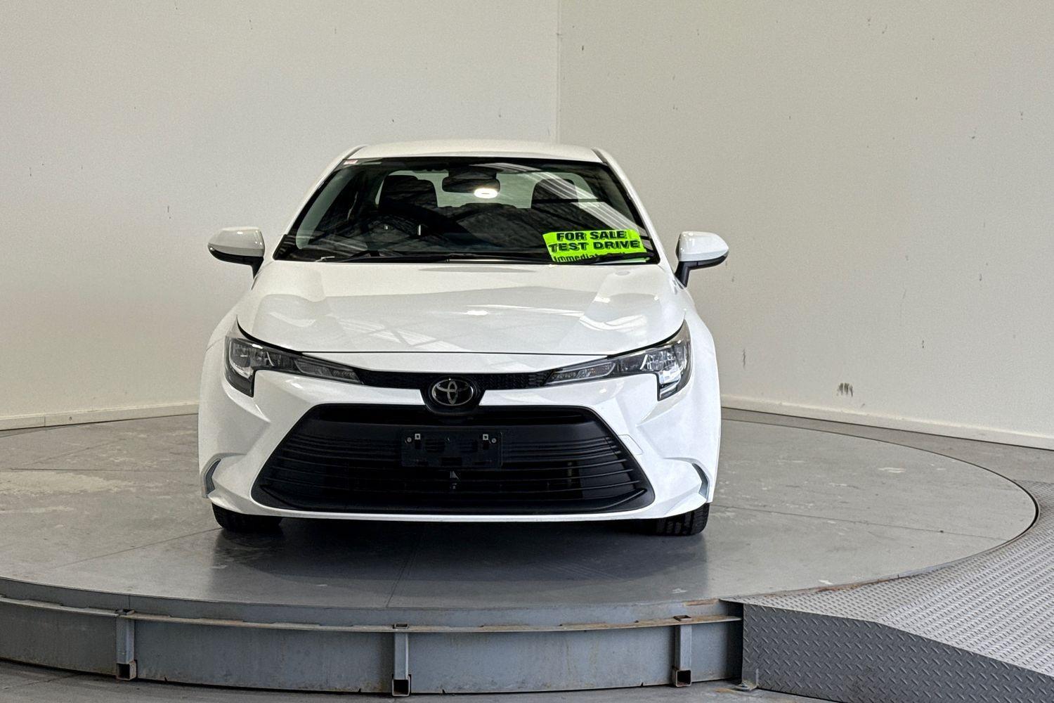 2024 Toyota Corolla Ascent Sport in White