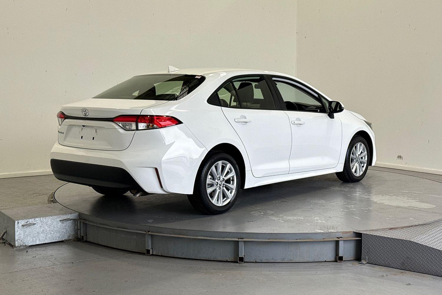 2024 Toyota Corolla Ascent Sport in White