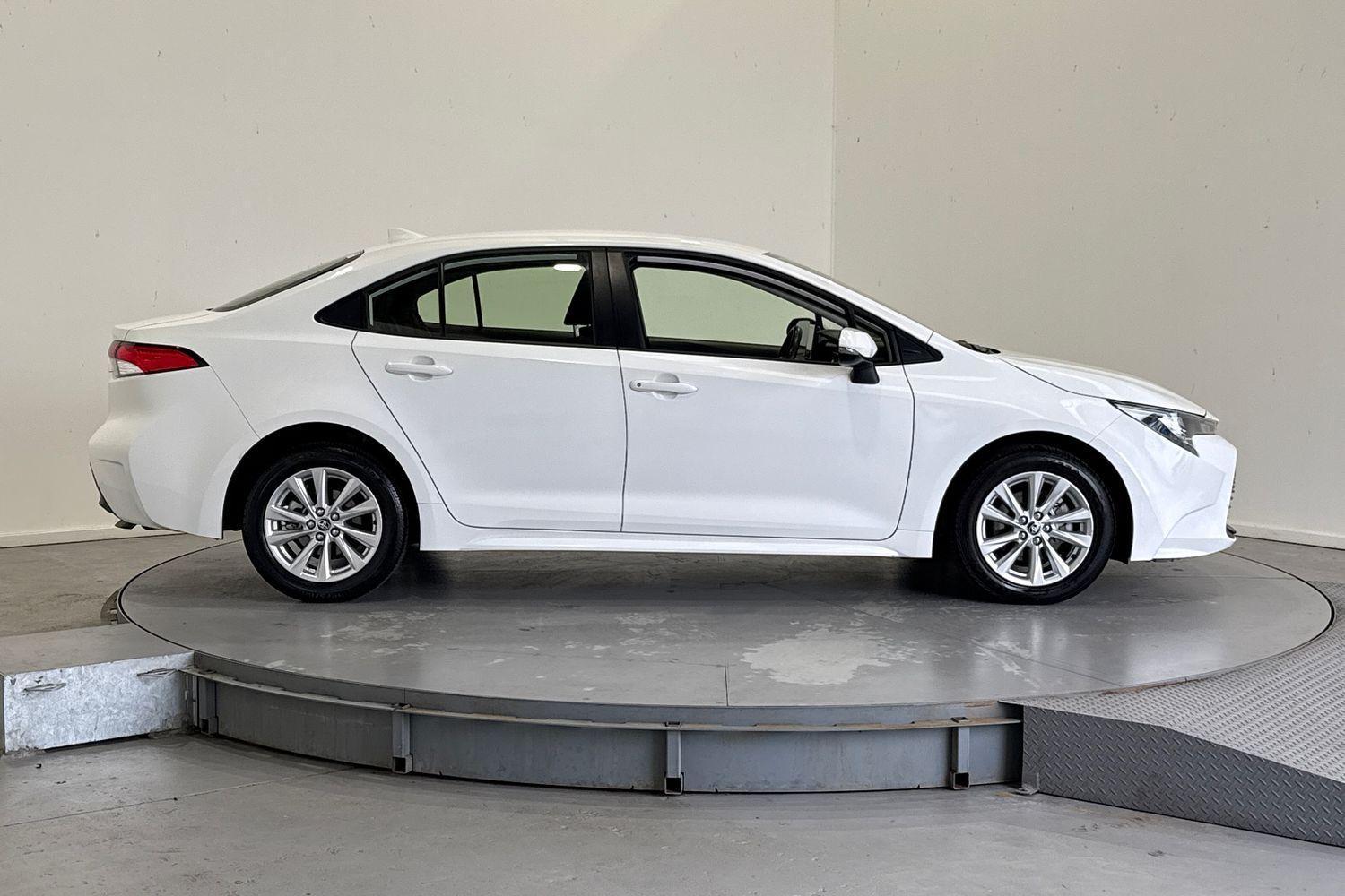 2024 Toyota Corolla Ascent Sport in White