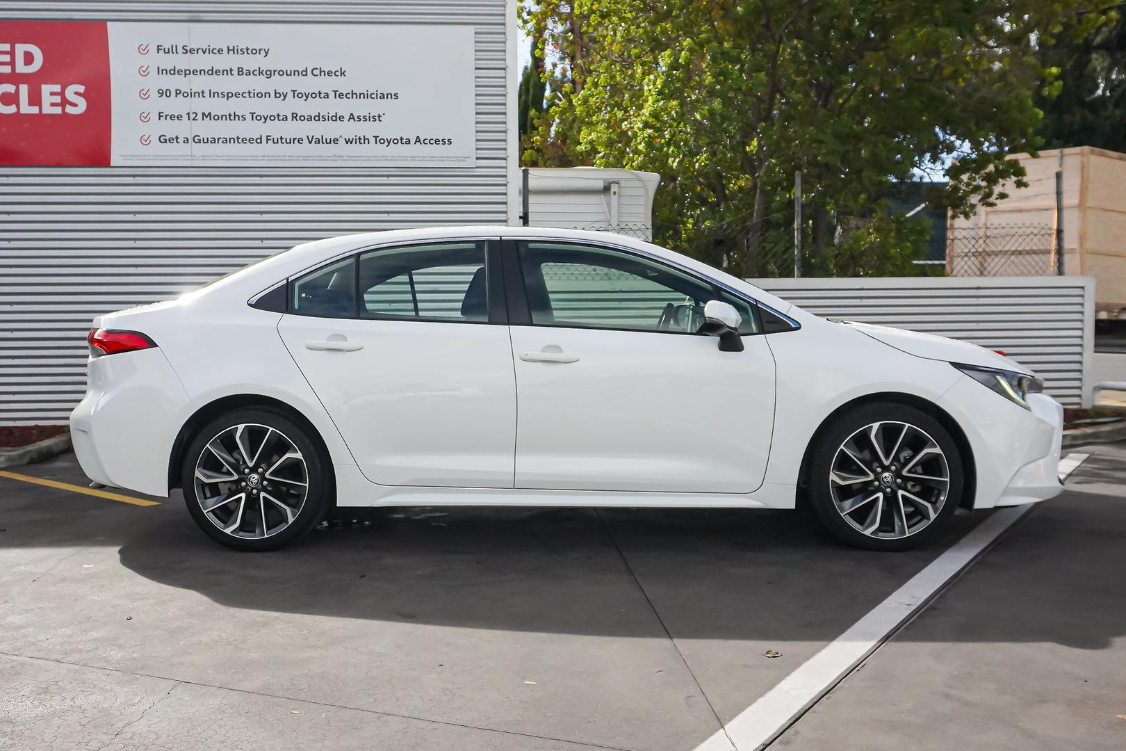 2020 Toyota Corolla ZR in White
