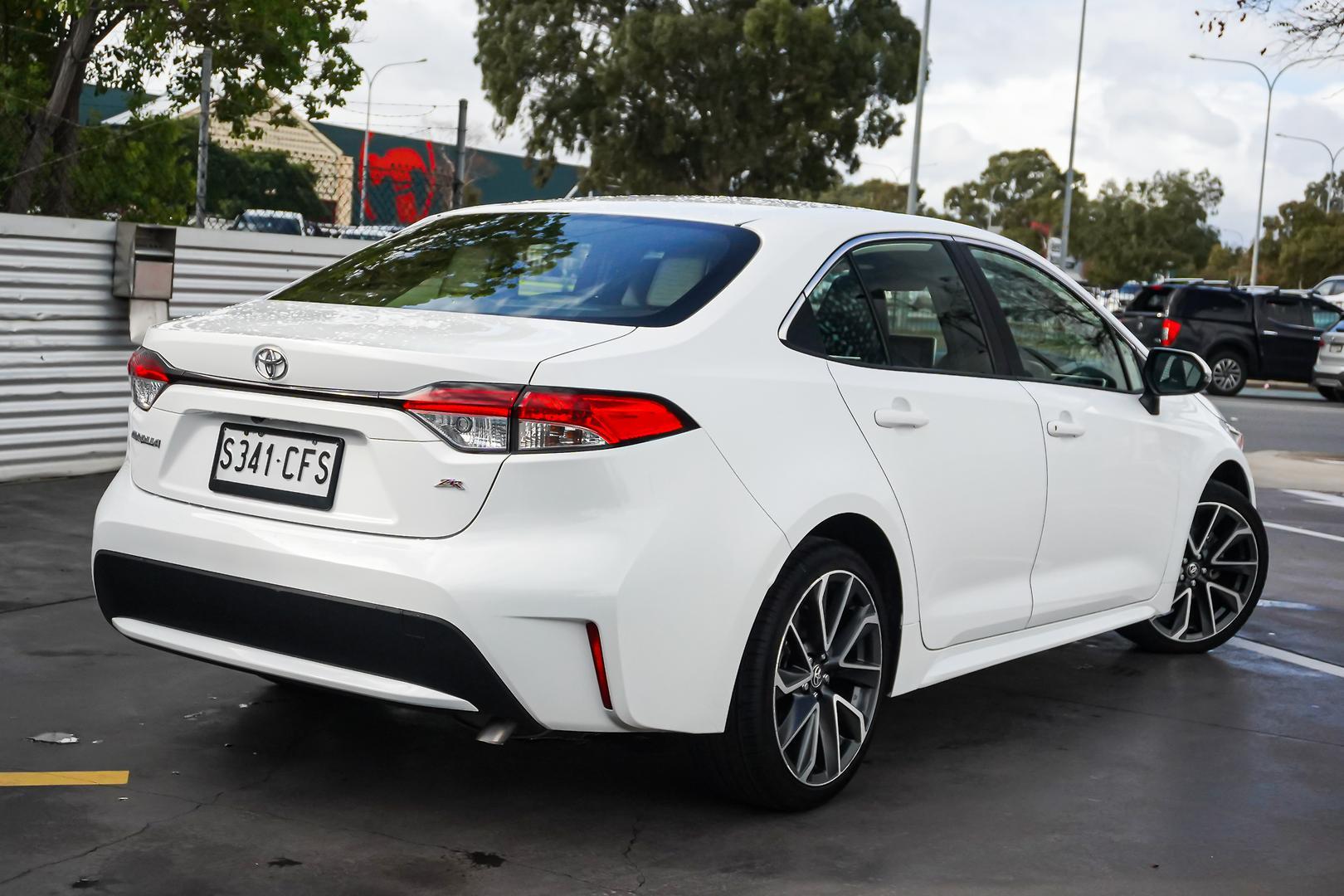 2020 Toyota Corolla ZR in White