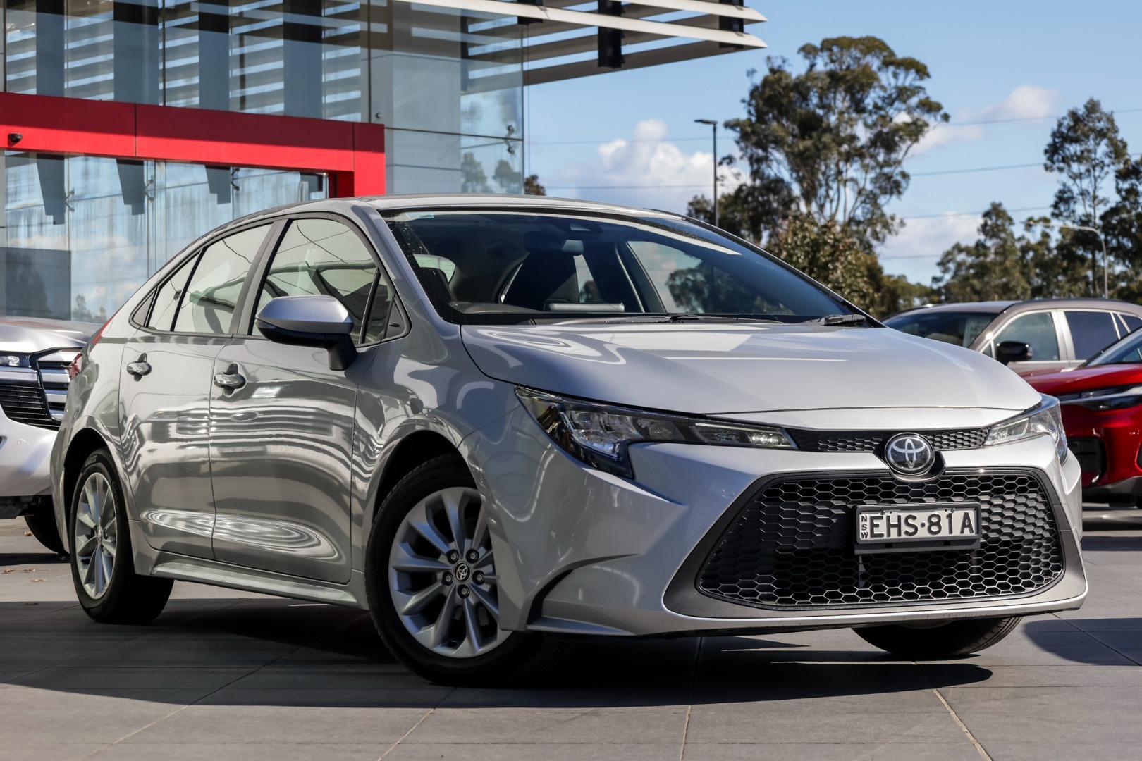 2020 Toyota Corolla Ascent Sport in Silver