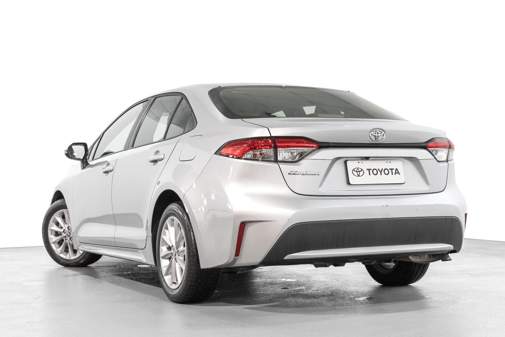 2021 Toyota Corolla Ascent Sport in Silver