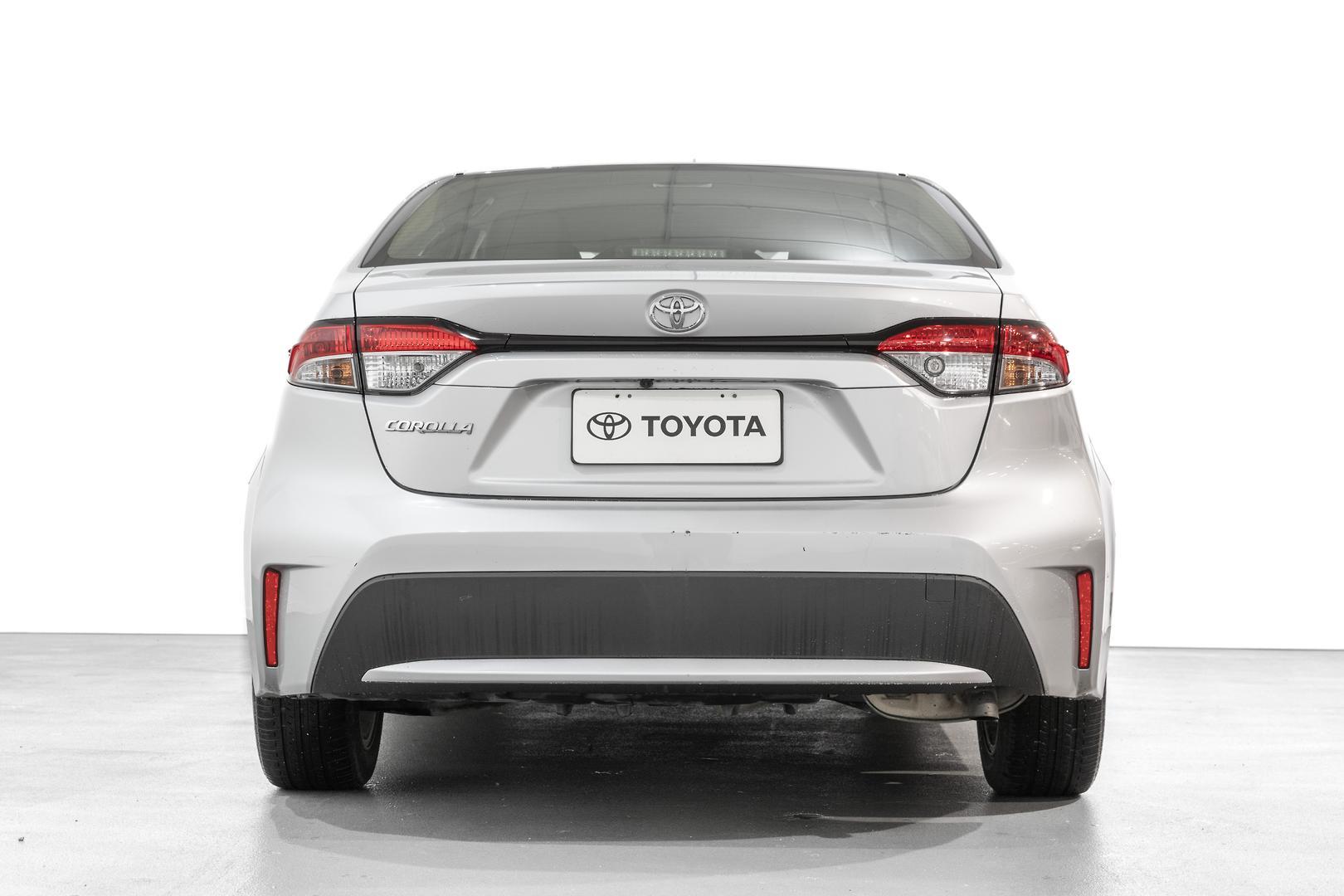 2021 Toyota Corolla Ascent Sport in Silver