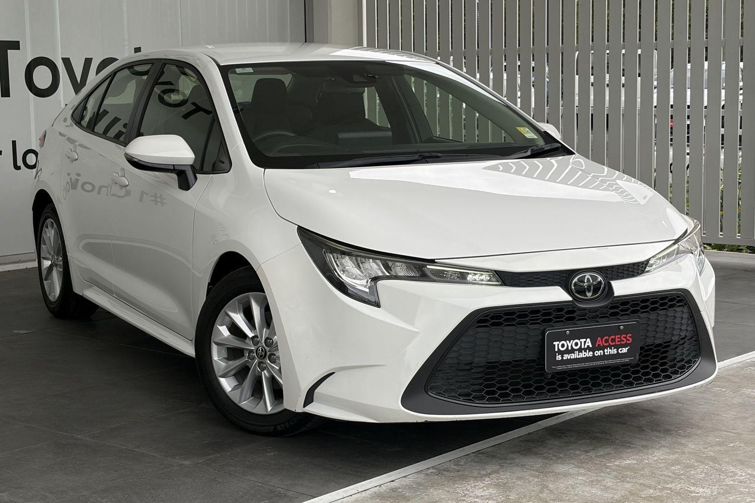 2021 Toyota Corolla Ascent Sport in White