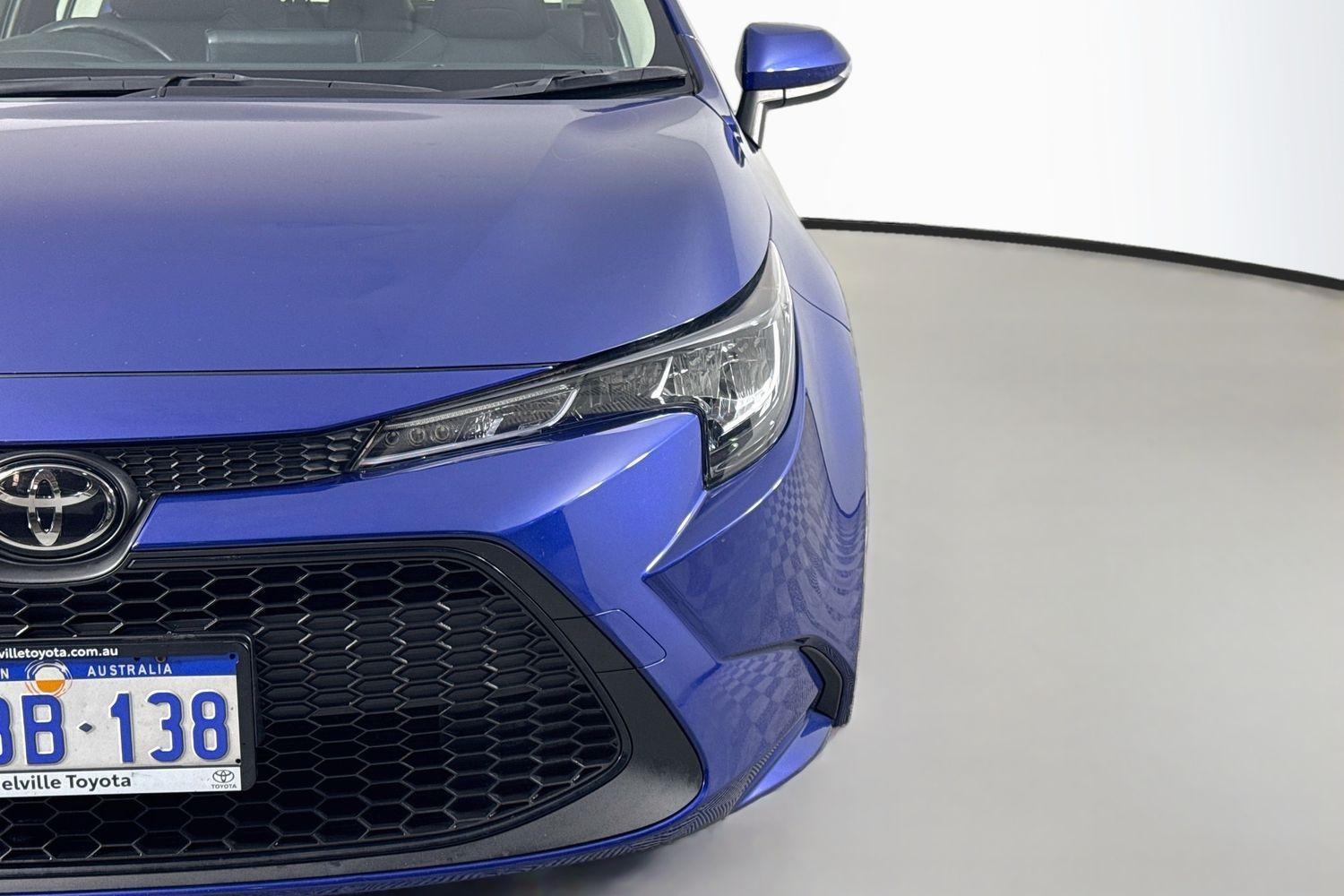 2022 Toyota Corolla Ascent Sport in Blue