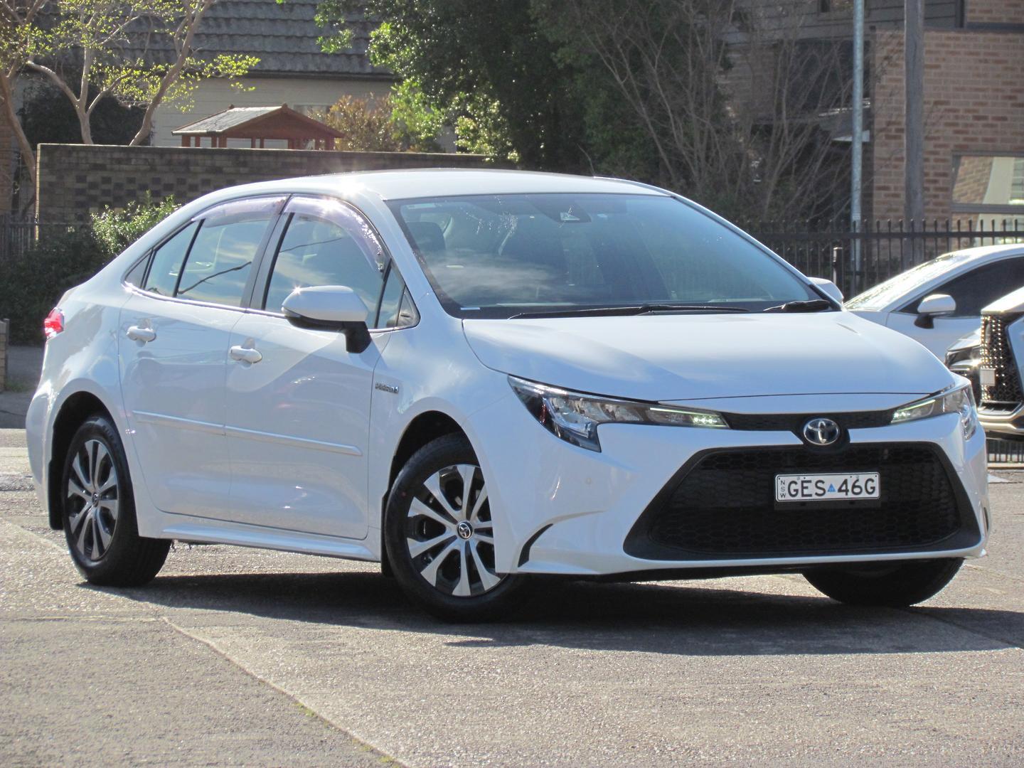 2020 Toyota Corolla Ascent Sport in White