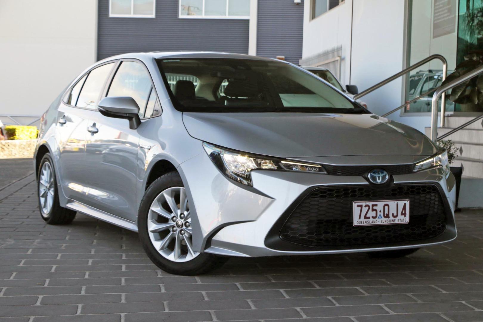 2021 Toyota Corolla Ascent Sport in Silver