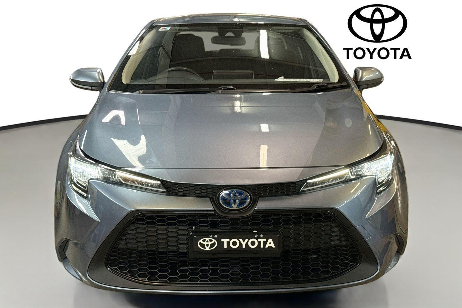 2022 Toyota Corolla Ascent Sport in Grey