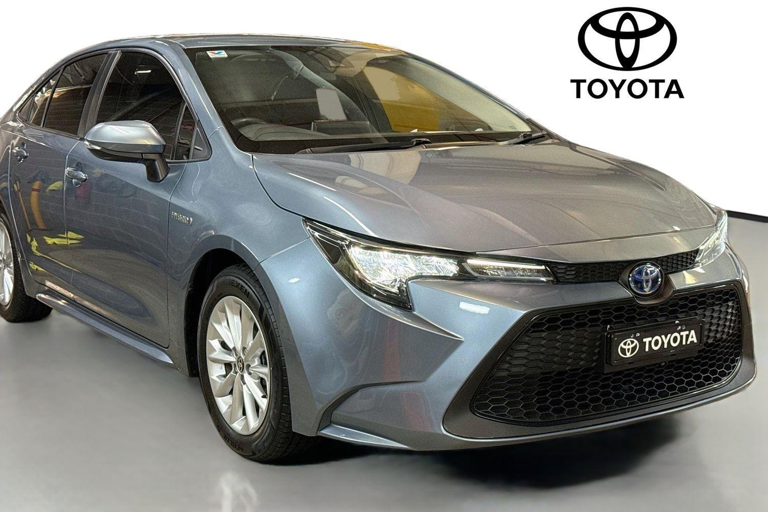 2022 Toyota Corolla Ascent Sport in Grey