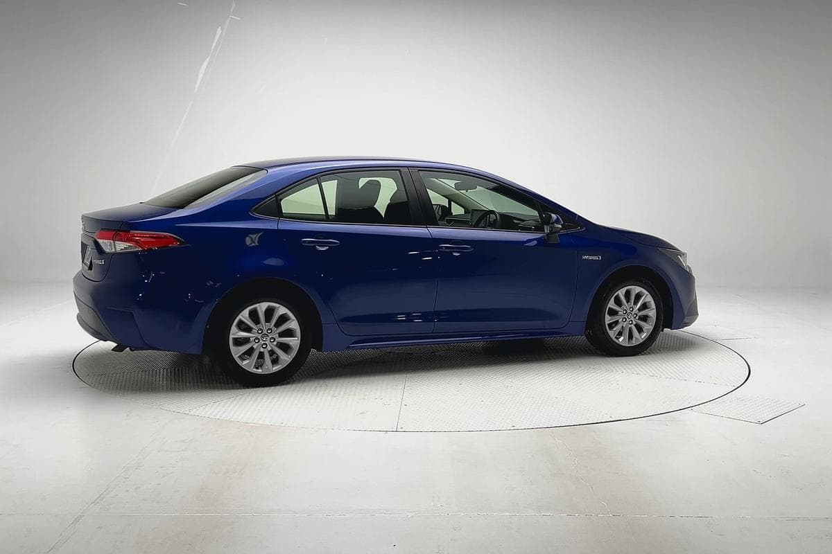 2022 Toyota Corolla Ascent Sport in Blue