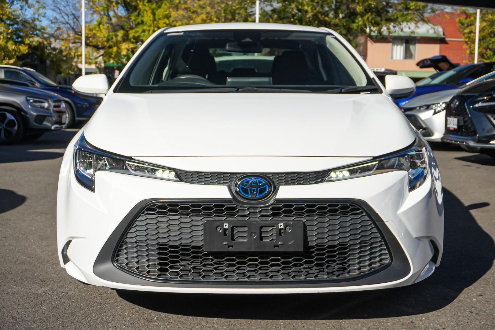 2021 Toyota Corolla Ascent Sport in White