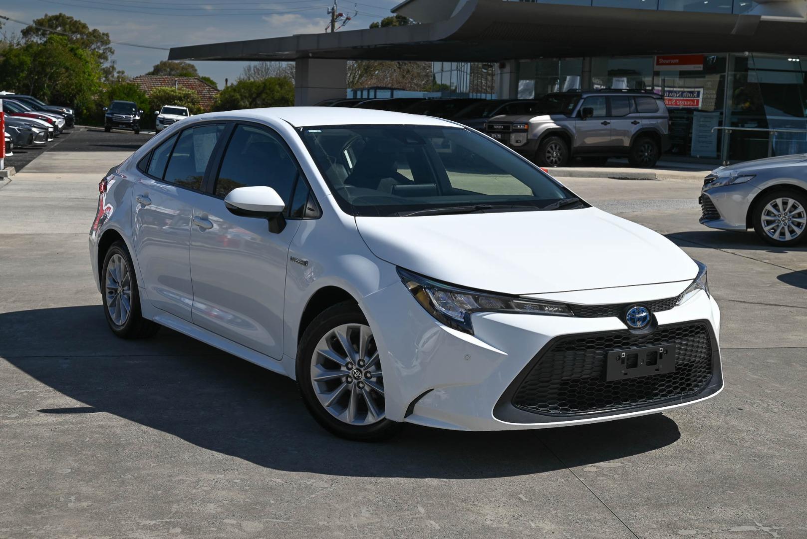 2021 Toyota Corolla Ascent Sport in White