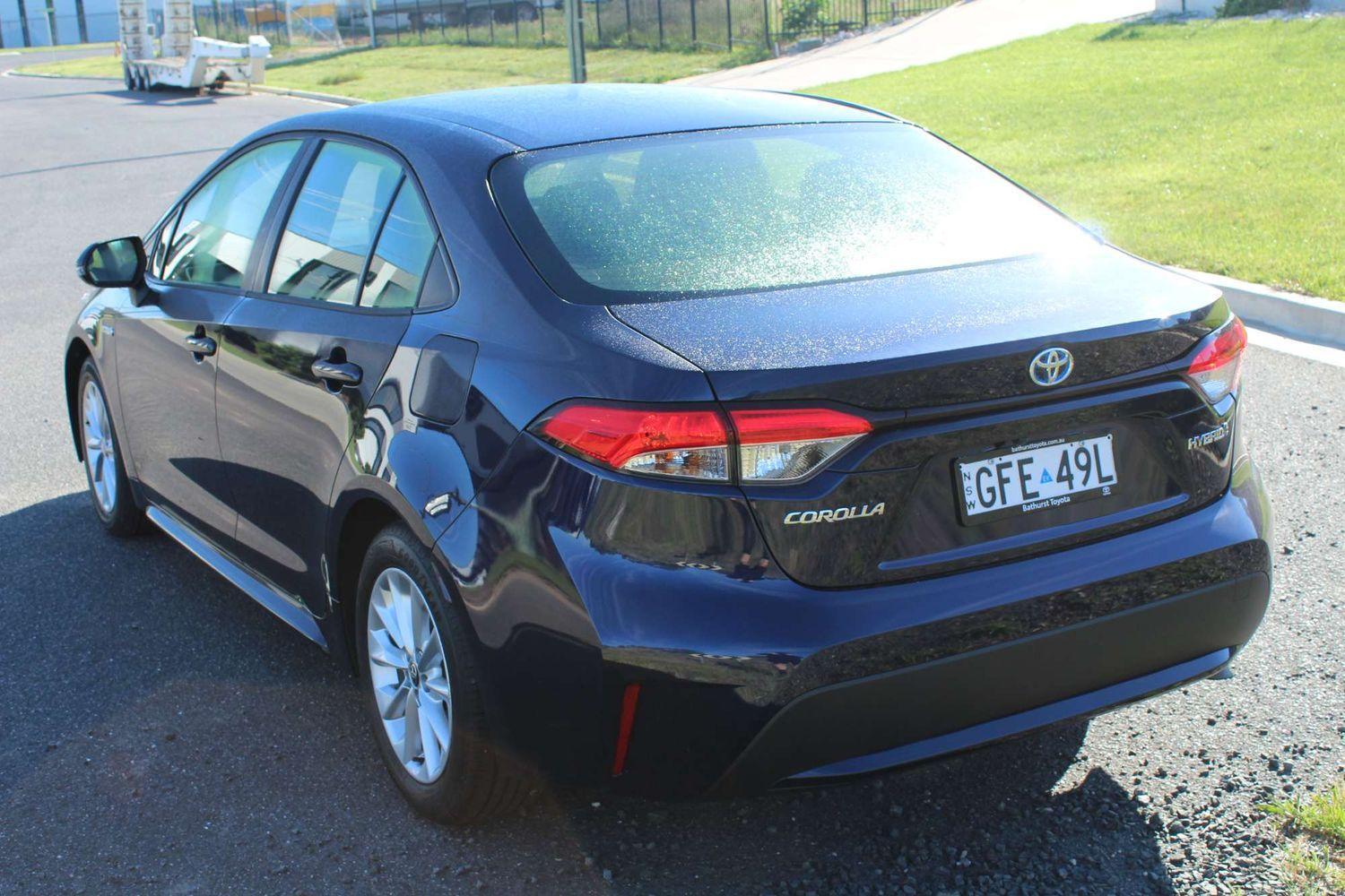 2021 Toyota Corolla Ascent Sport in Blue