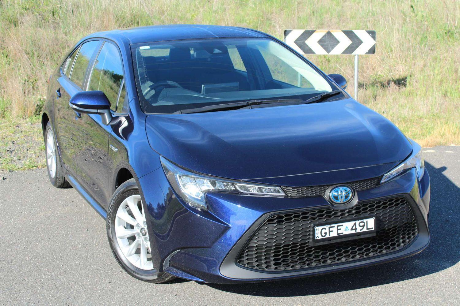 2021 Toyota Corolla Ascent Sport in Blue