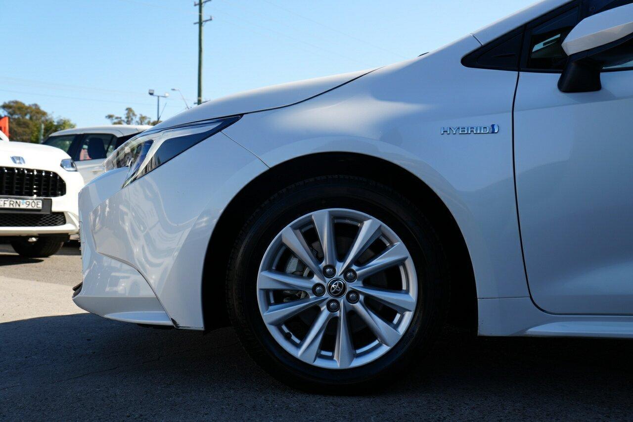 2023 Toyota Corolla Ascent Sport in White