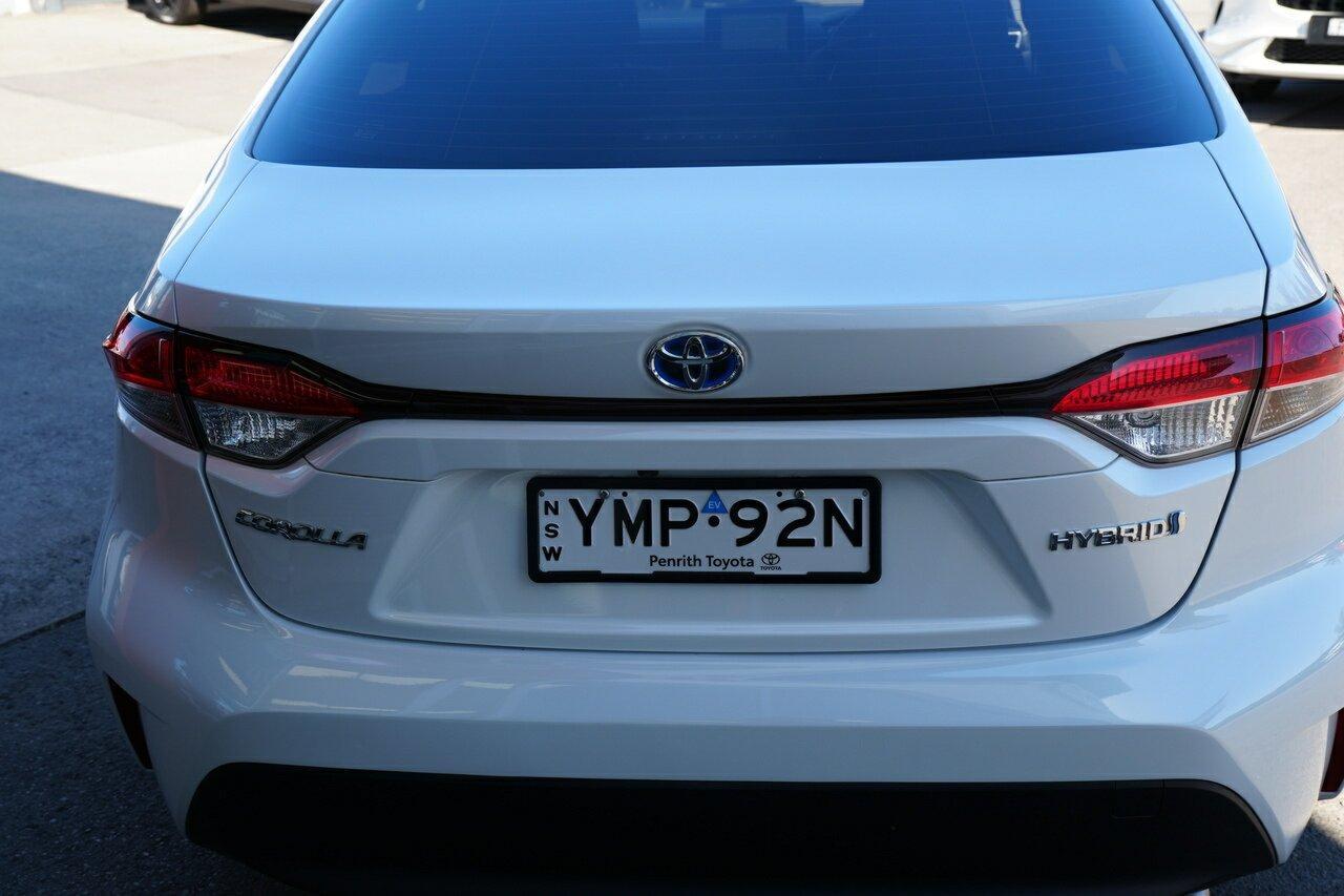 2023 Toyota Corolla Ascent Sport in White