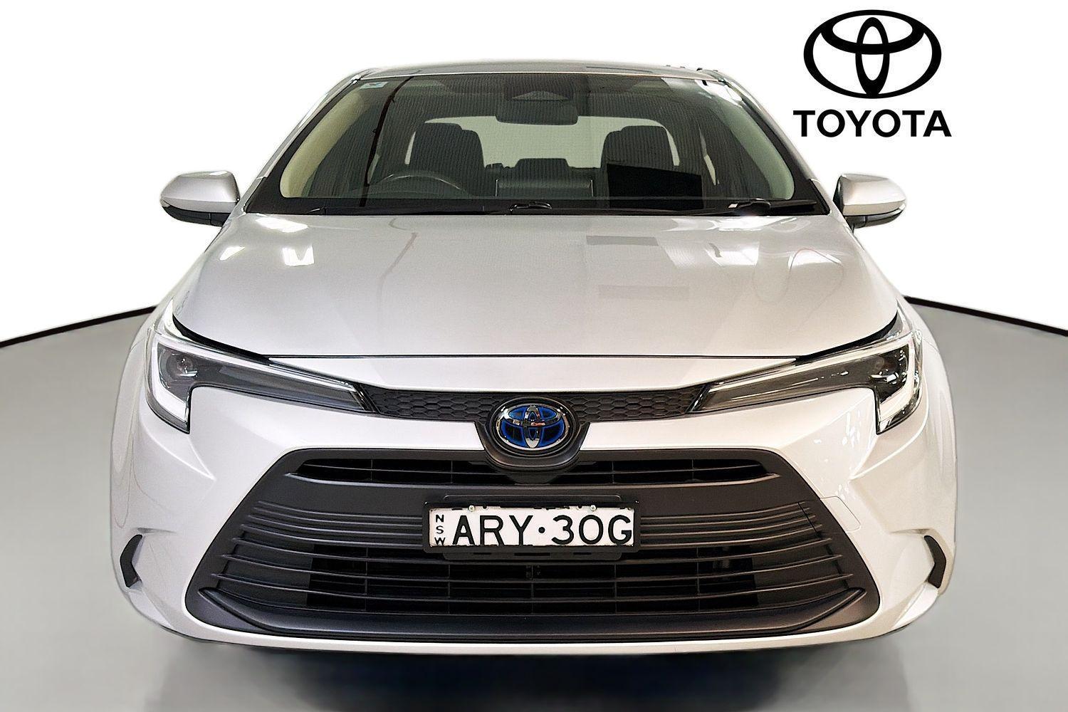 2023 Toyota Corolla Ascent Sport in Silver