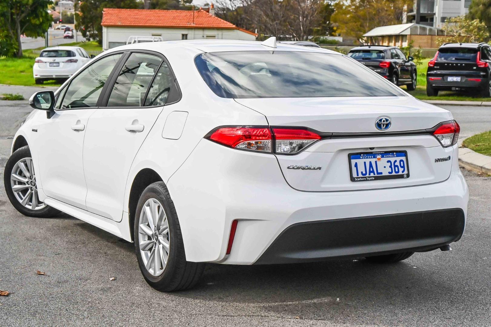 2024 Toyota Corolla Ascent Sport in White