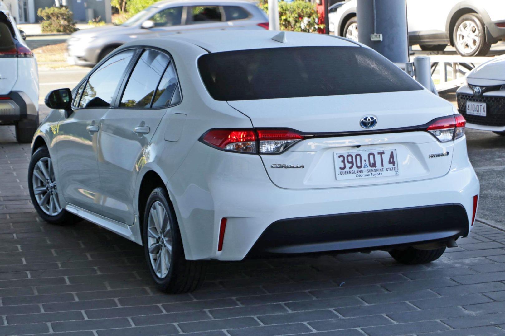 2023 Toyota Corolla Ascent Sport in White