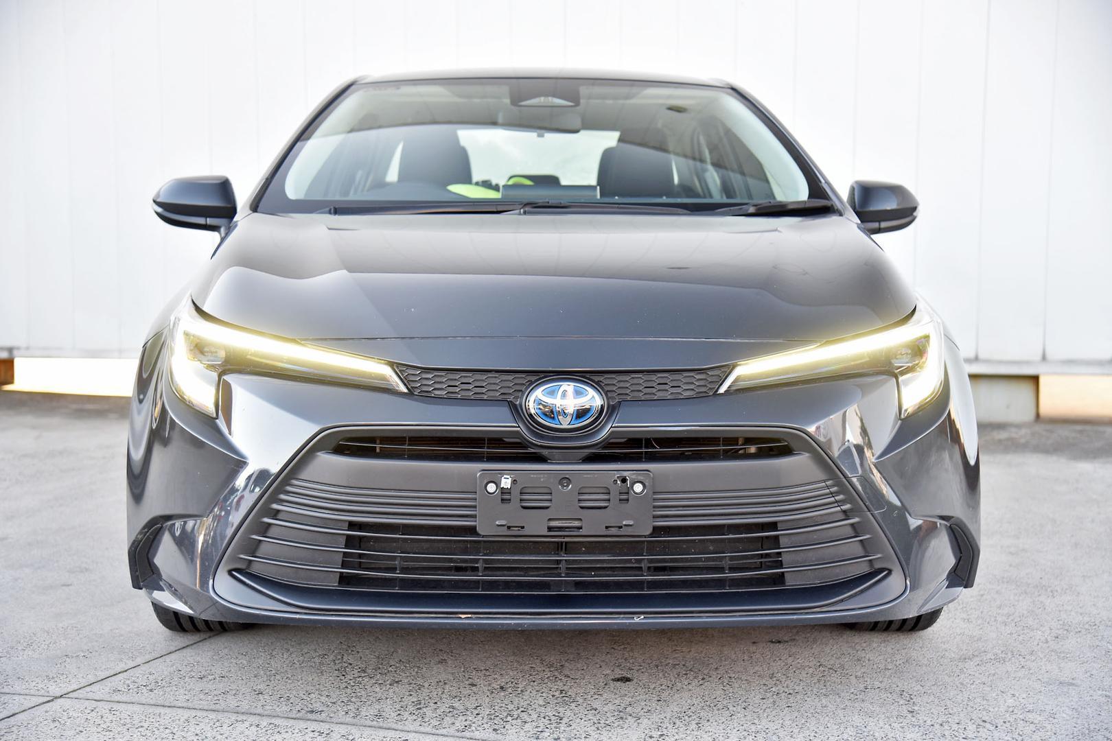 2024 Toyota Corolla Ascent Sport in Grey