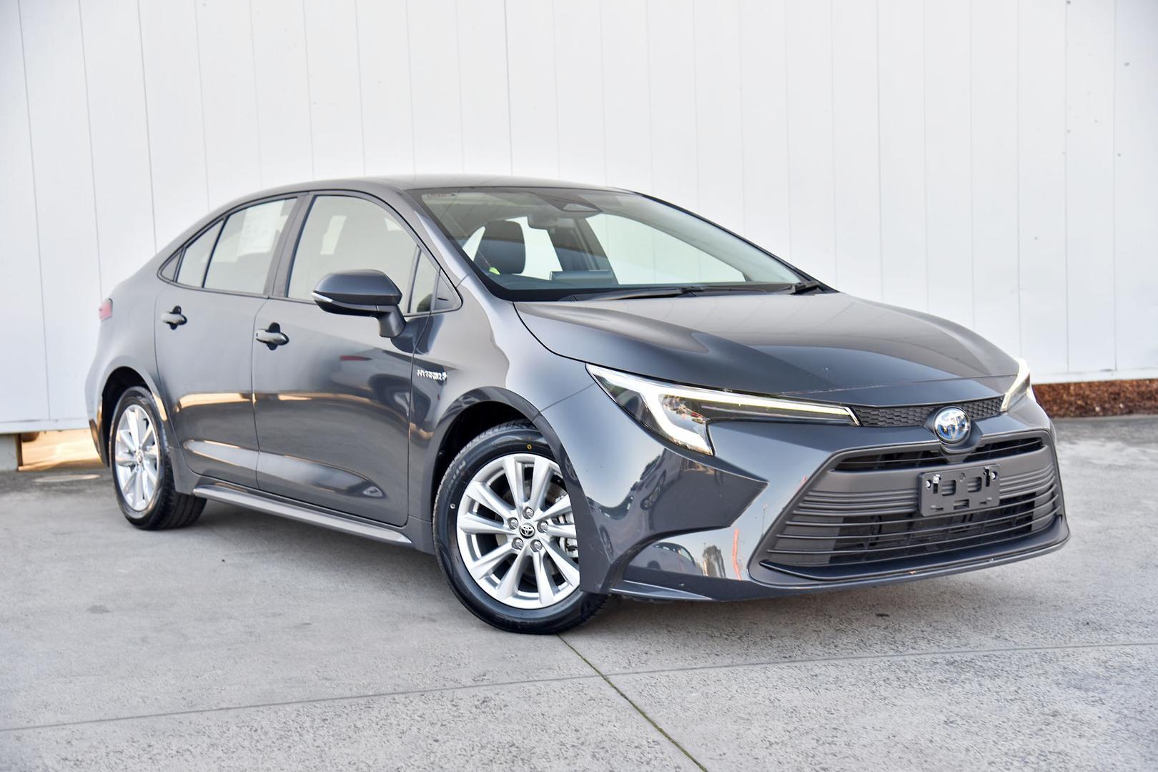 2024 Toyota Corolla Ascent Sport in Grey