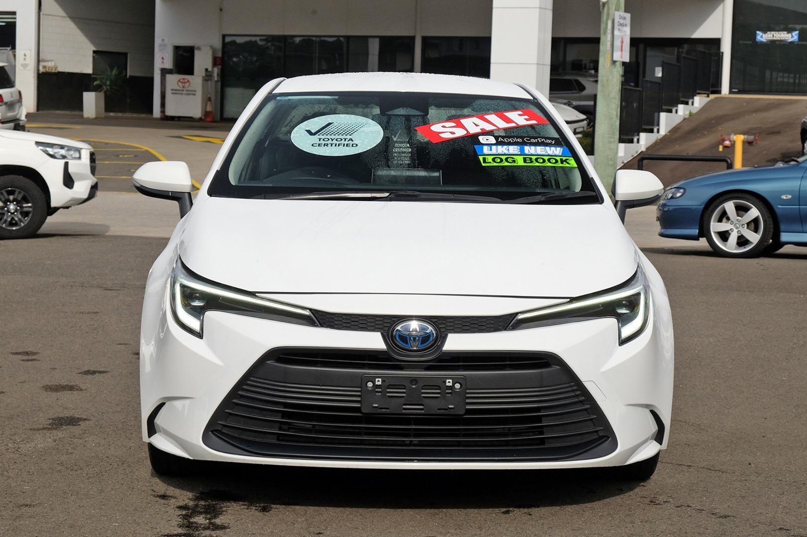 2024 Toyota Corolla Ascent Sport in White