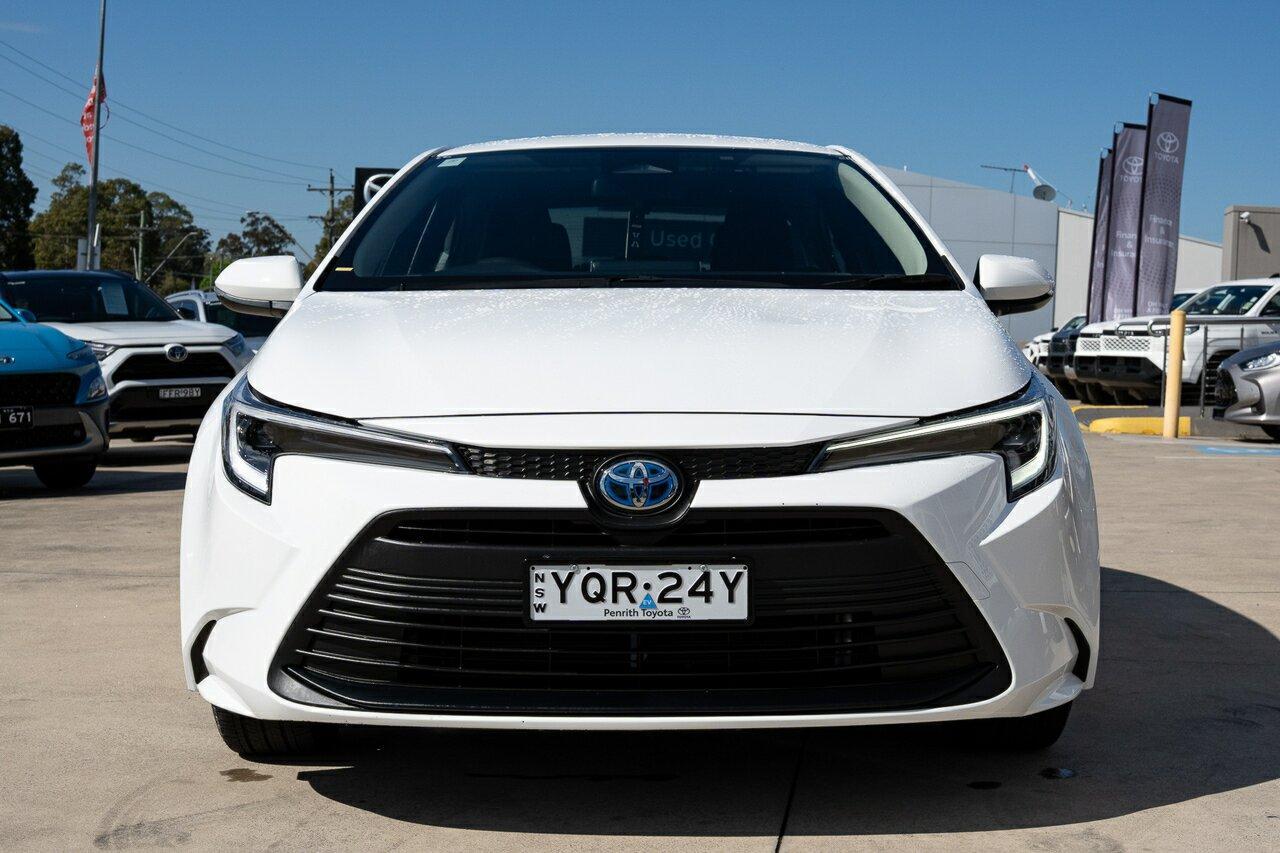 2024 Toyota Corolla Ascent Sport in White