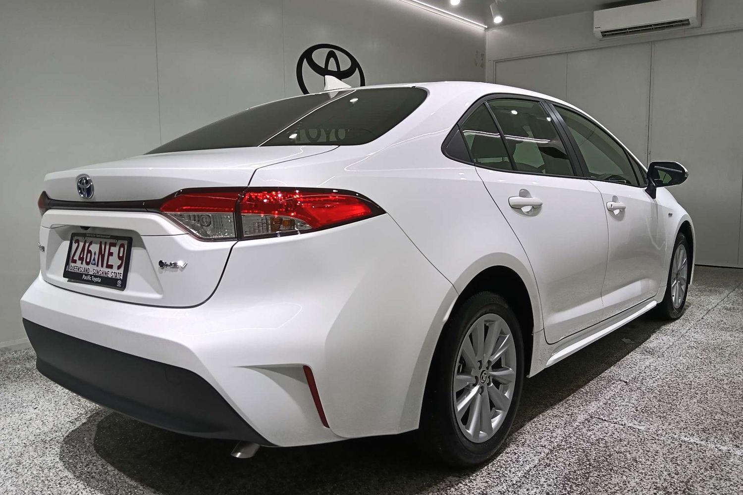 2025 Toyota Corolla Ascent Sport in White