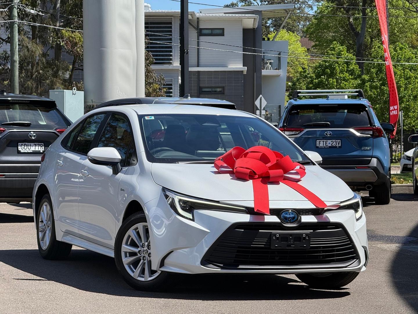 2025 Toyota Corolla Ascent Sport in White