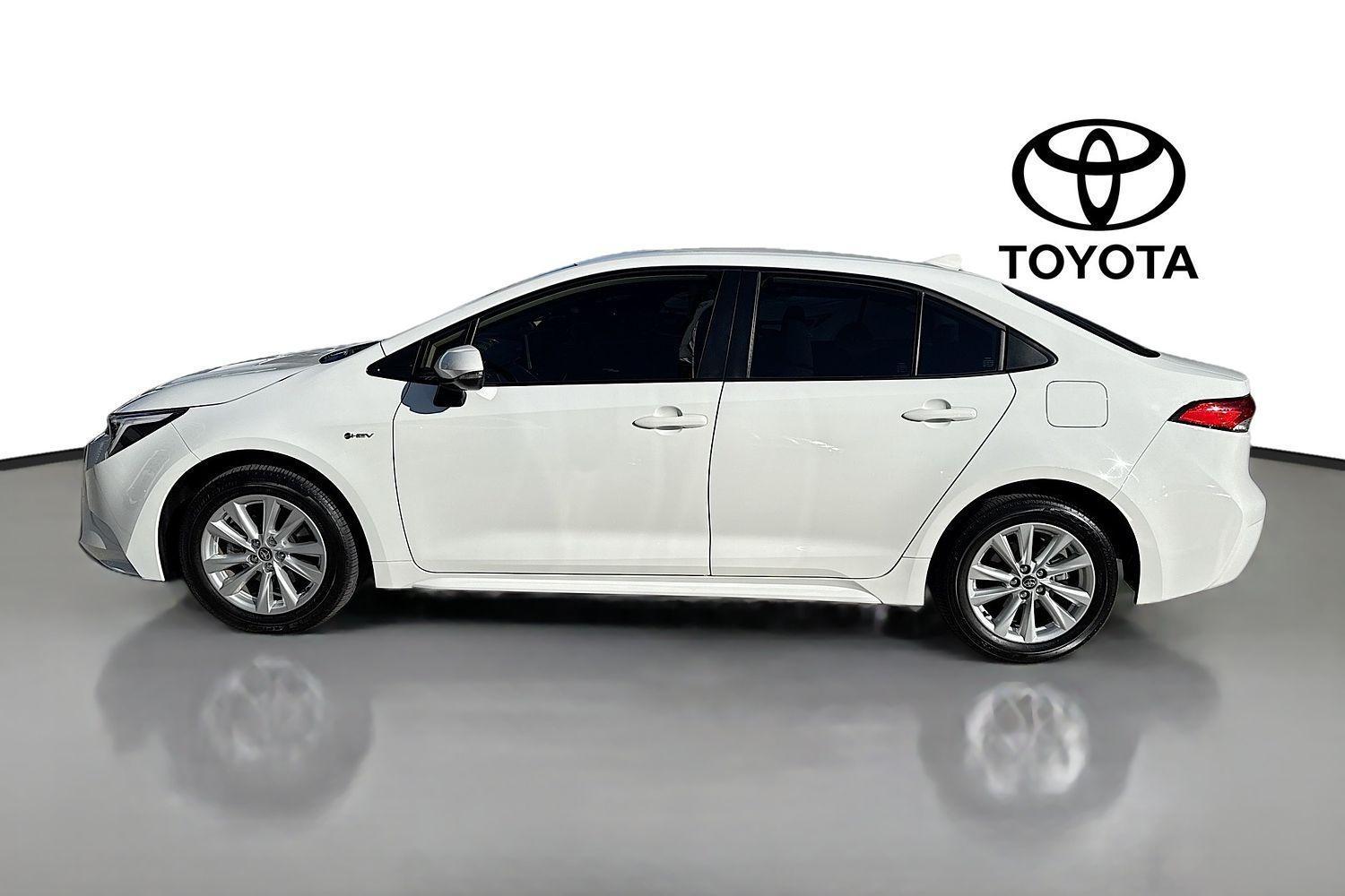 2025 Toyota Corolla Ascent Sport in White