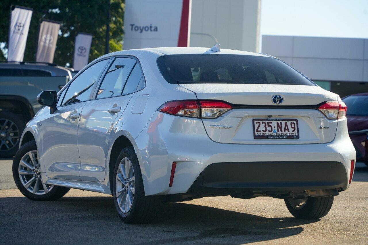 2025 Toyota Corolla Ascent Sport in White