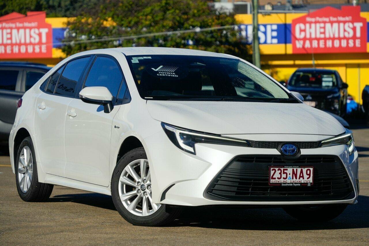 2025 Toyota Corolla Ascent Sport in White