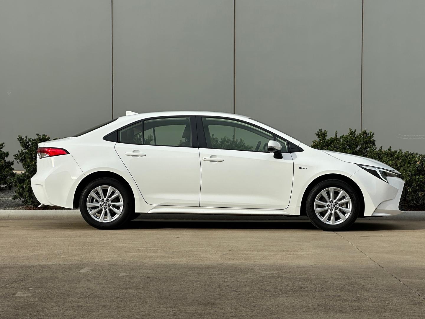 2025 Toyota Corolla Ascent Sport in White
