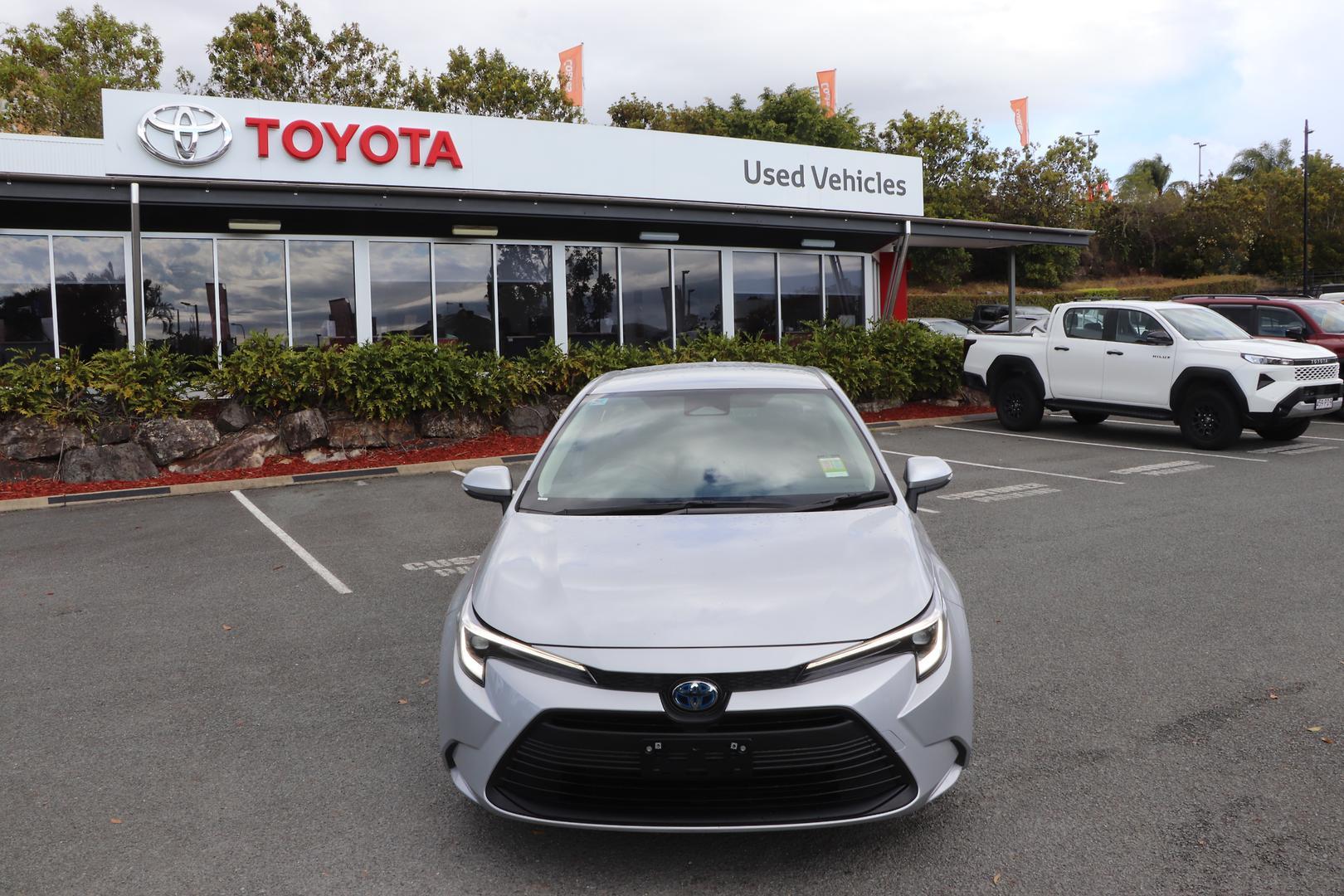 2025 Toyota Corolla Ascent Sport in Silver