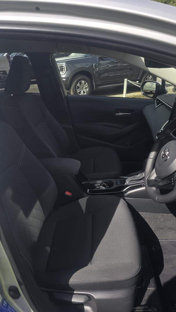 2025 Toyota Corolla SX in Silver
