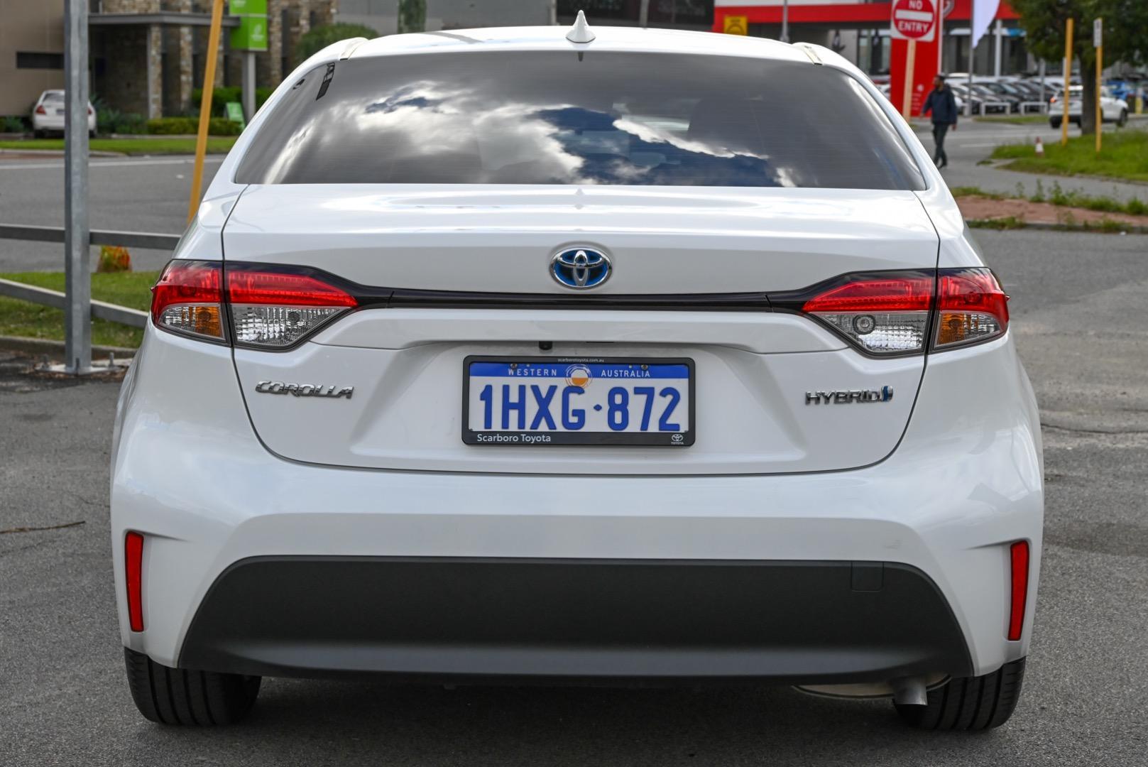 2023 Toyota Corolla Ascent Sport in White