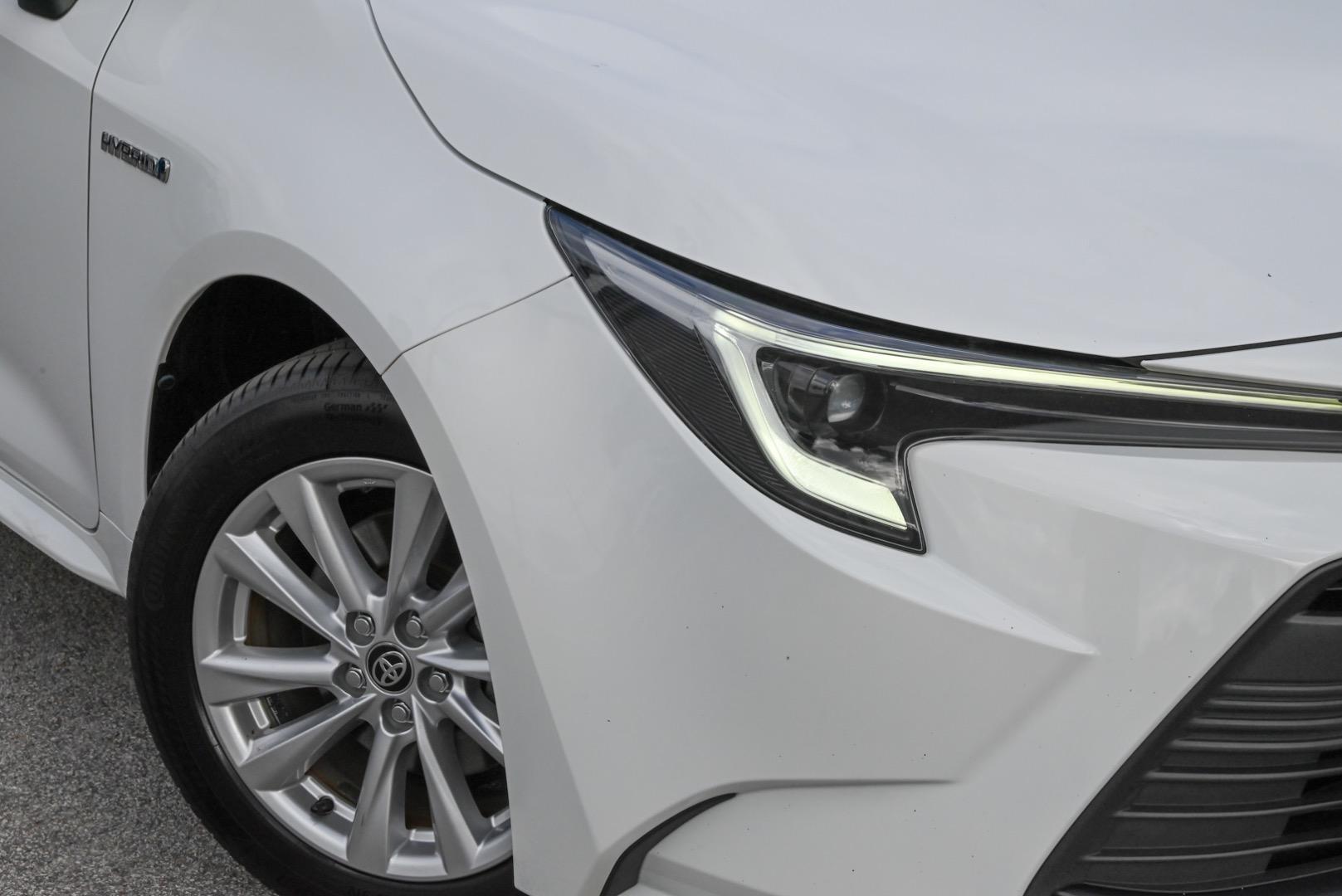 2023 Toyota Corolla Ascent Sport in White