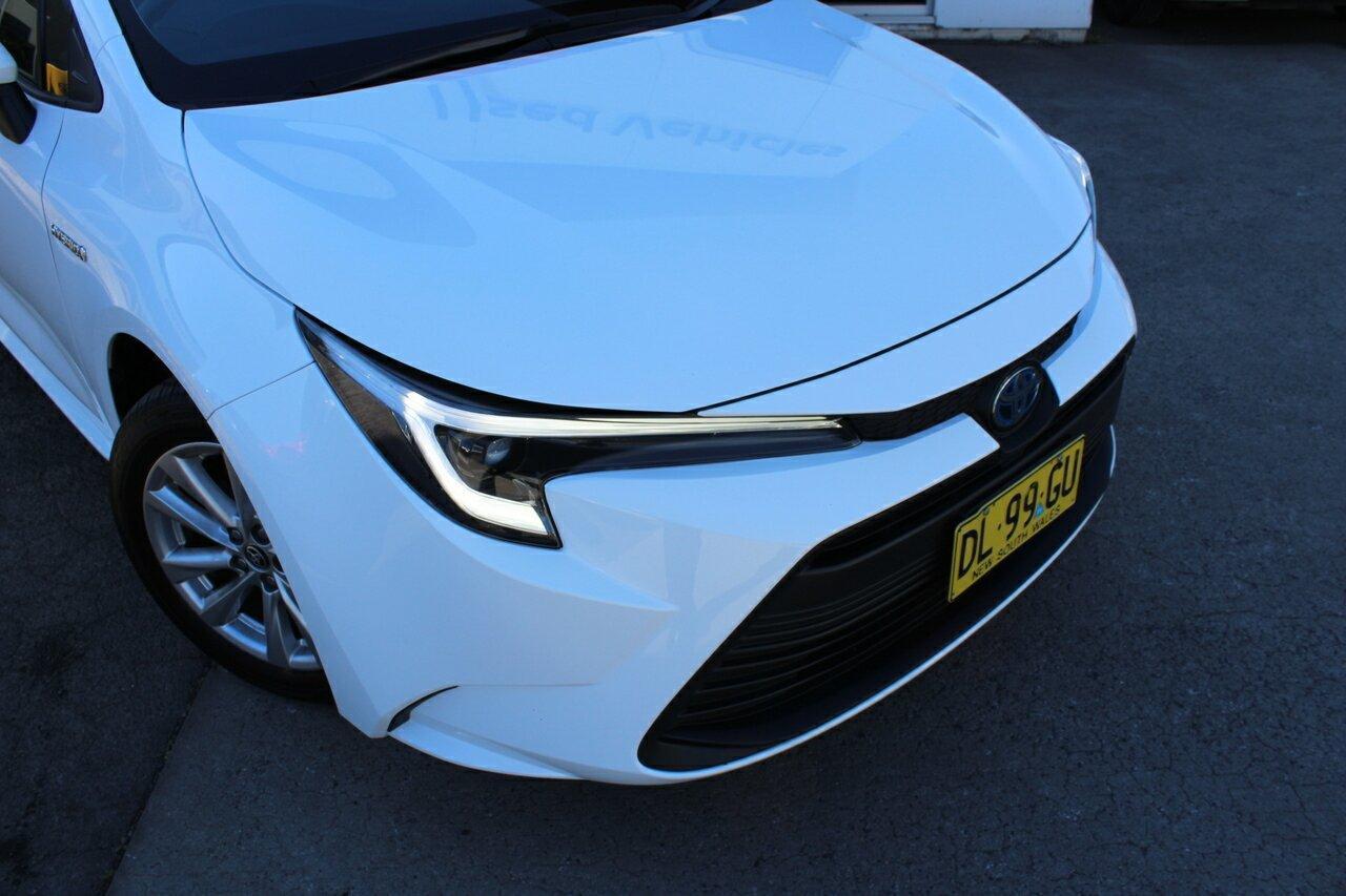 2024 Toyota Corolla Ascent Sport in White