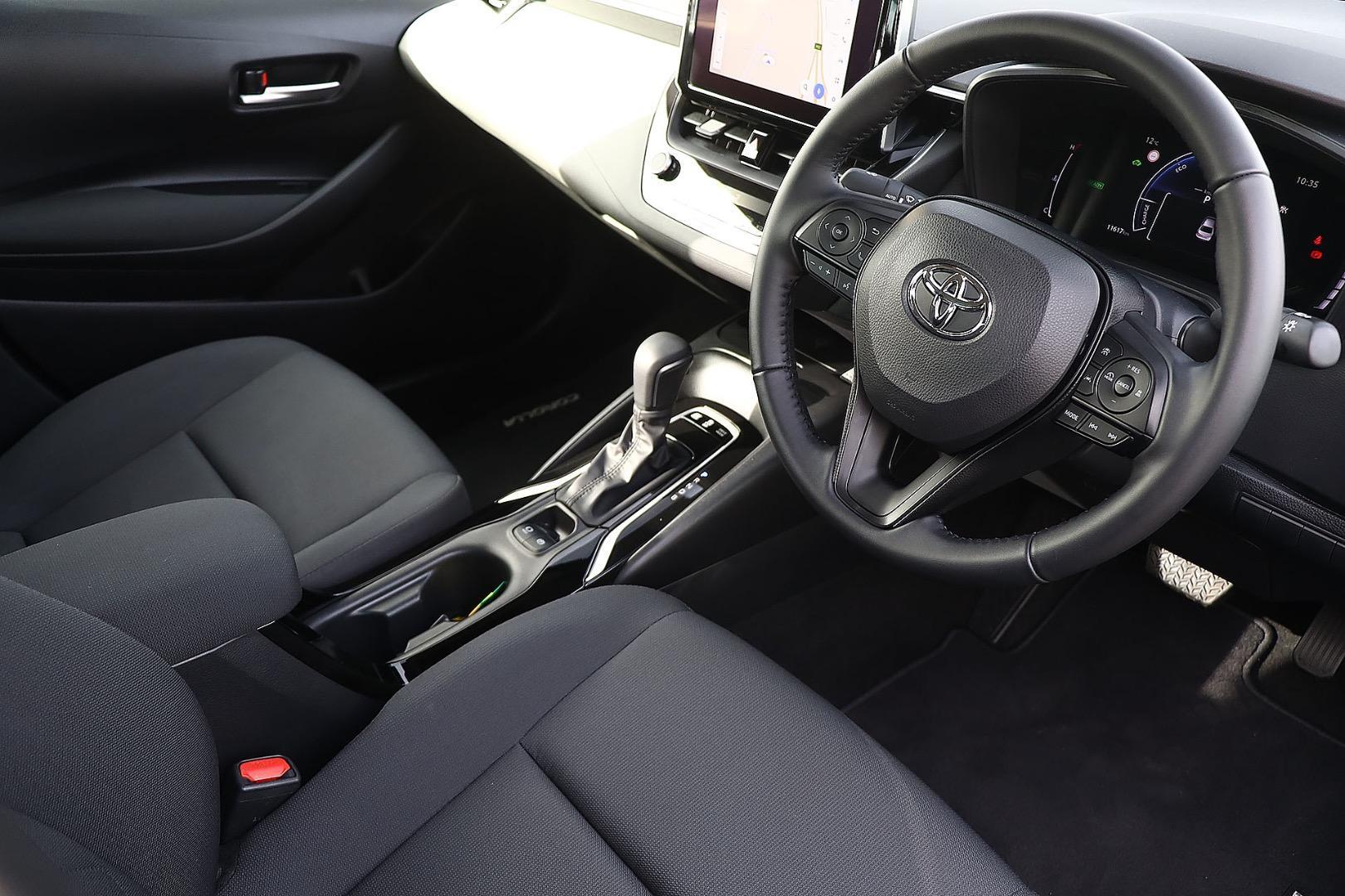 2025 Toyota Corolla SX in Grey