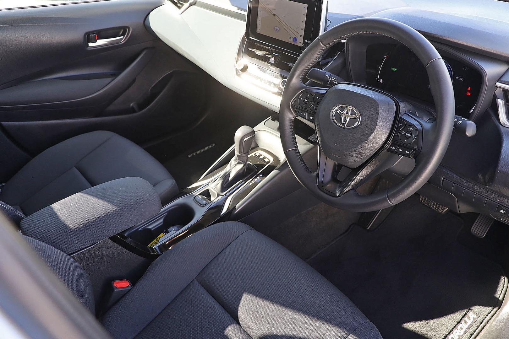 2025 Toyota Corolla SX in White