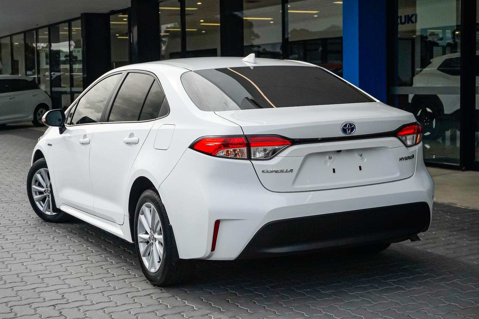 2023 Toyota Corolla Ascent Sport in White