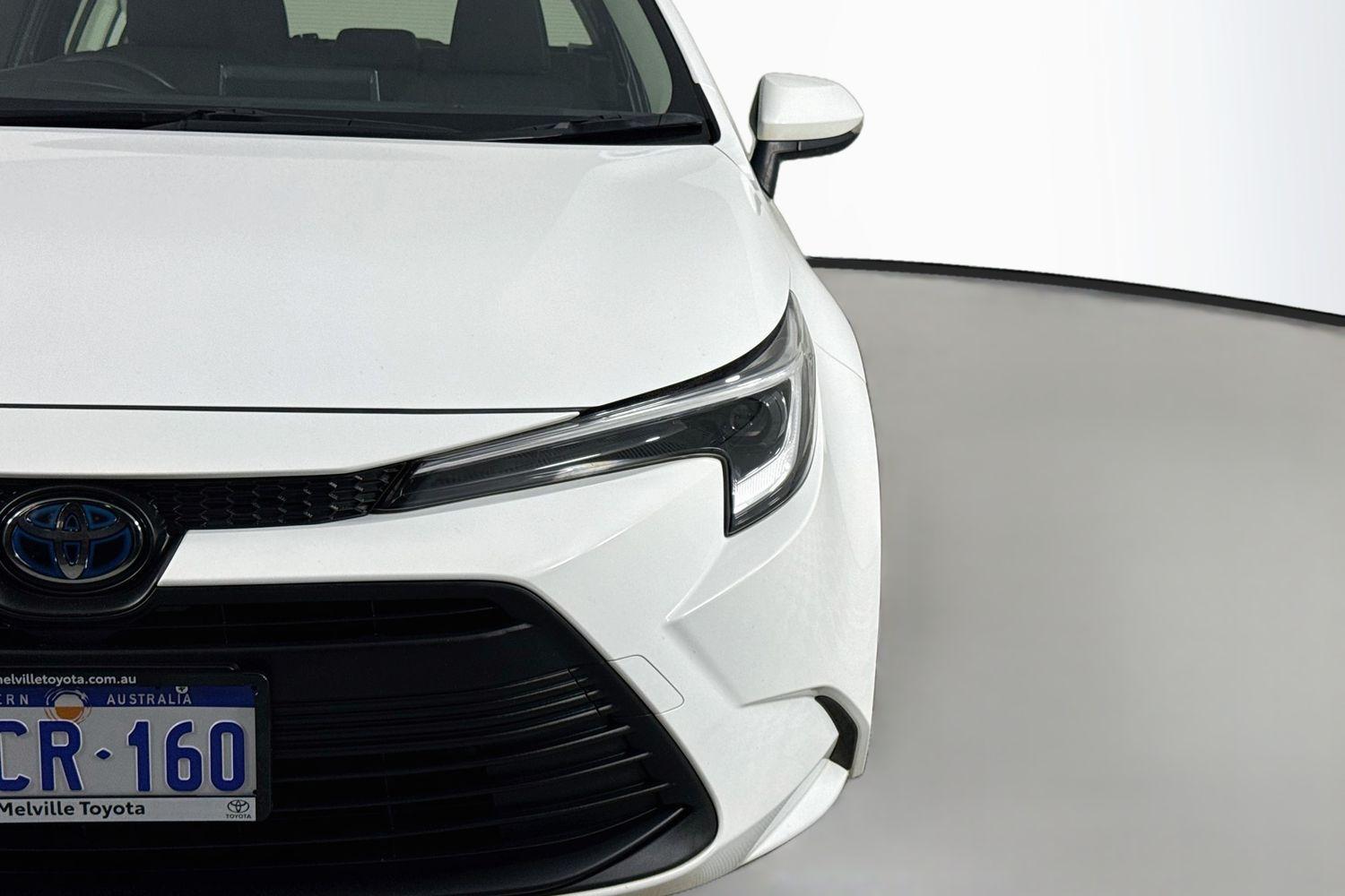 2024 Toyota Corolla Ascent Sport in White